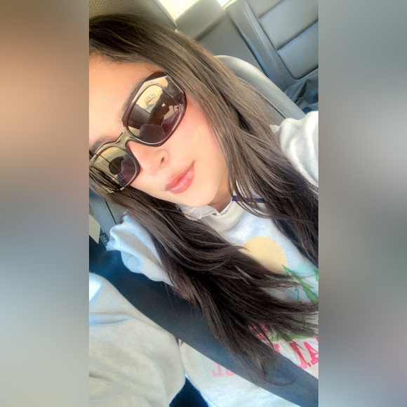 sharlyangelara